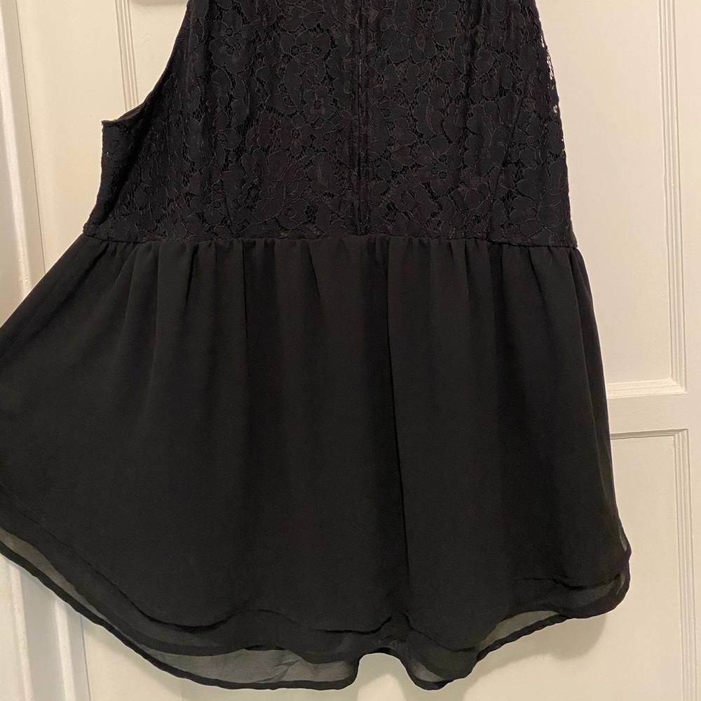 Torrid Black Lace Peplum Chiffon Tank - Picture 5 of 6